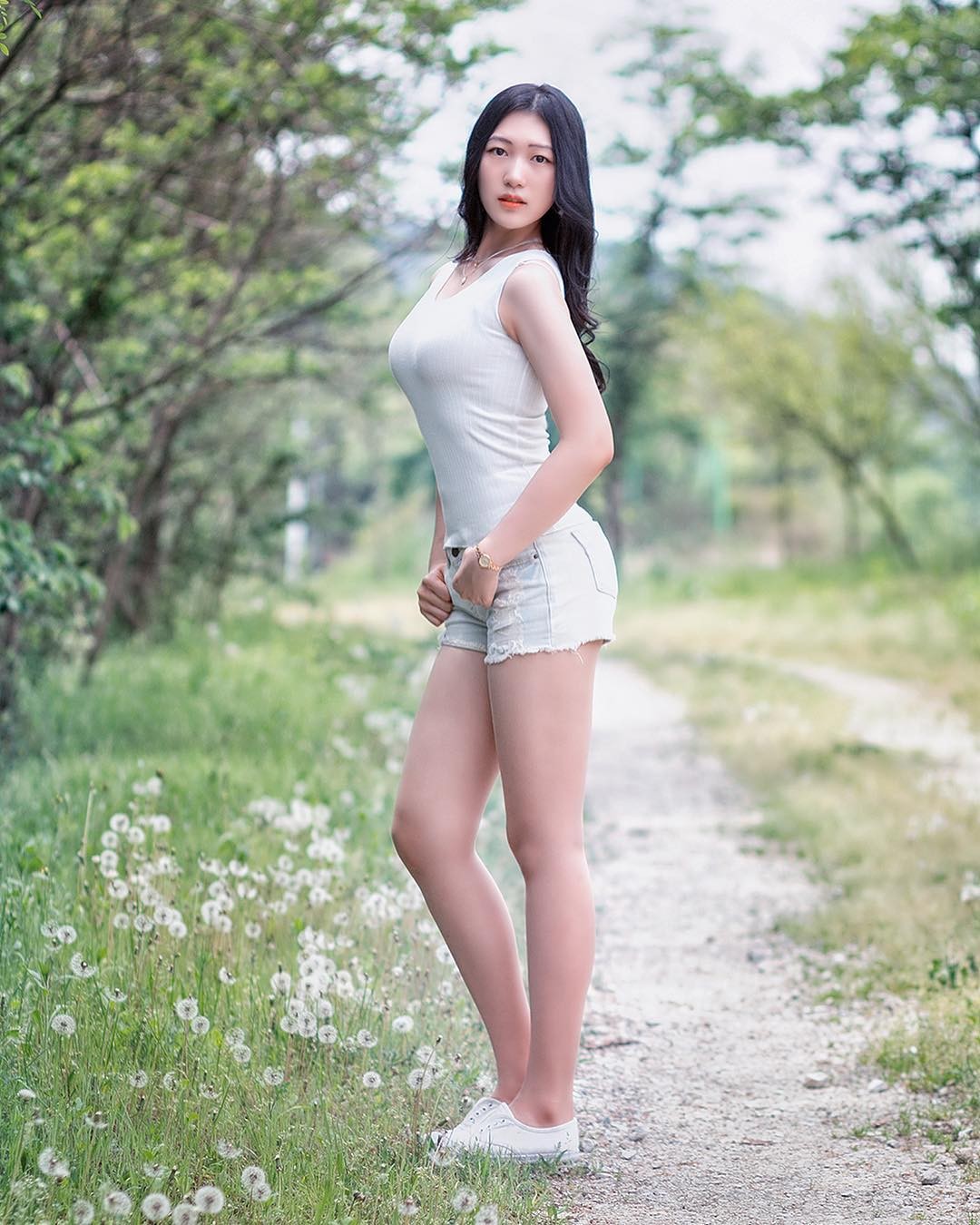 好声音四强_: 刺激社会反思的真相，能否预见未来的变化？